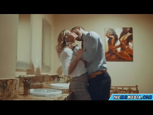 ❤️ ווען אַ באַסטי בלאָנדע סידוס איר אין אַ ציבור אָפּטריט סופּער פּאָרן ביי yi.super-vip.top ❌️